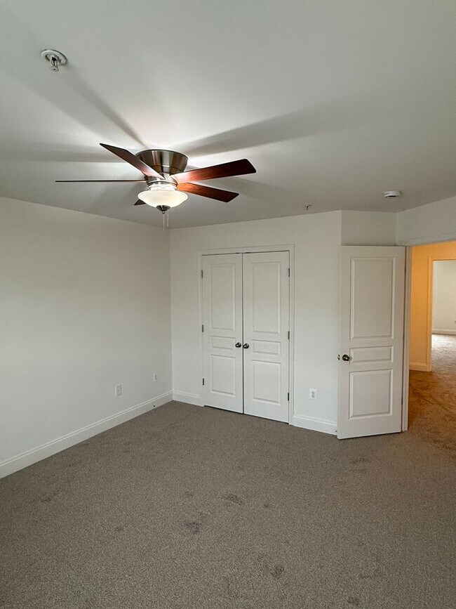 Building Photo - Spacious 4-Bedroom Townhome with Garage in Prime Columbia/Elkridge Location- PENDING APPLICANT