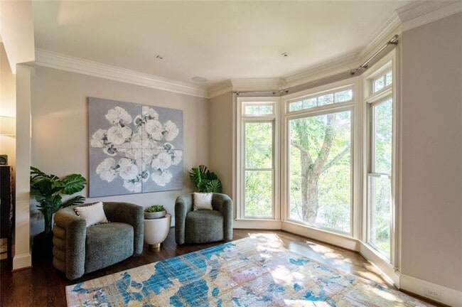 Building Photo - 3850 Glenhurst Dr