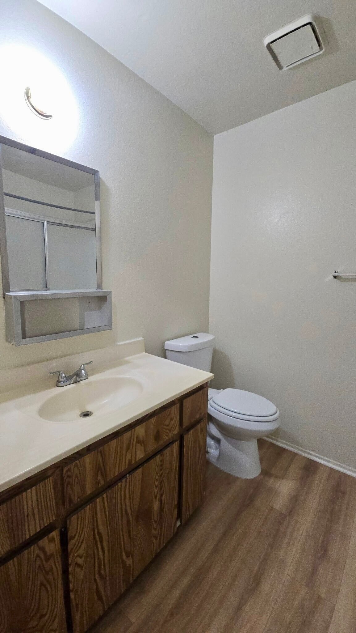 Building Photo - 5906 Challen Ave