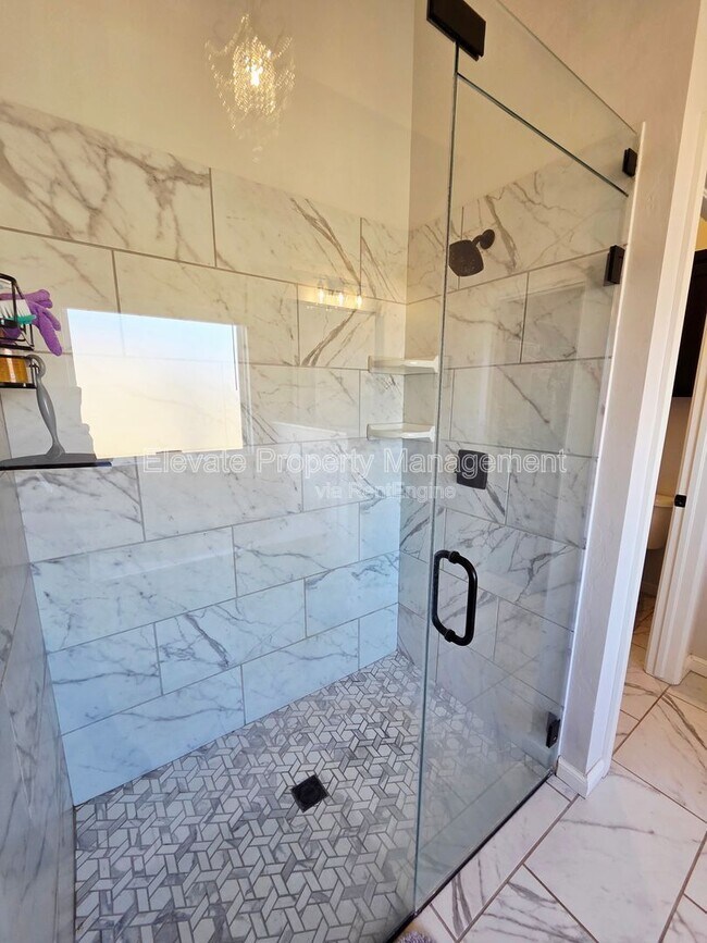 Building Photo - 1101 Sawmill Rd