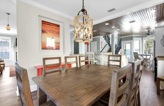 Building Photo - 68 Cobia St