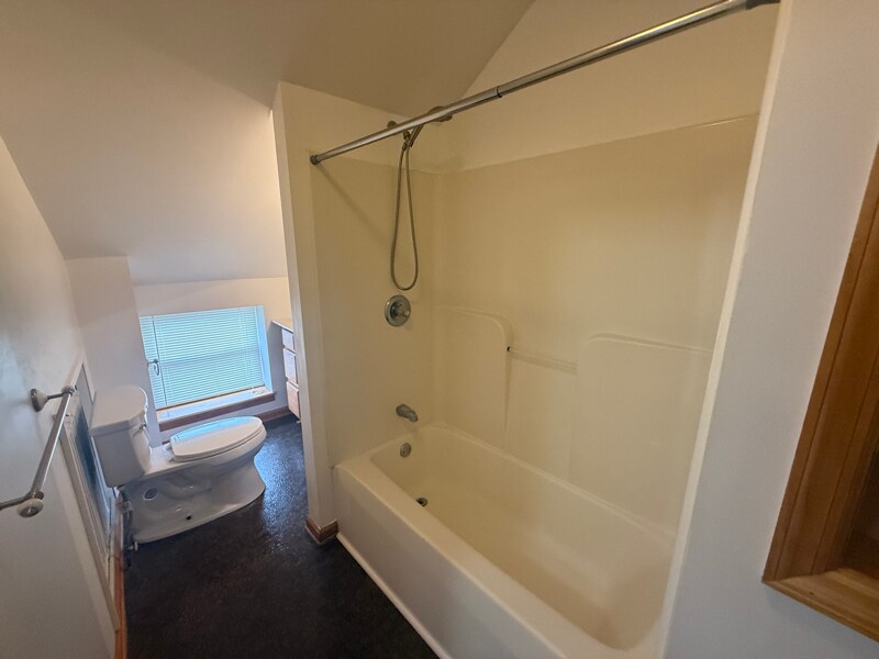 Building Photo - 20 Broad St