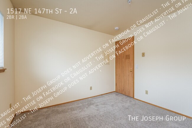 Building Photo - 1517 NE 147th St