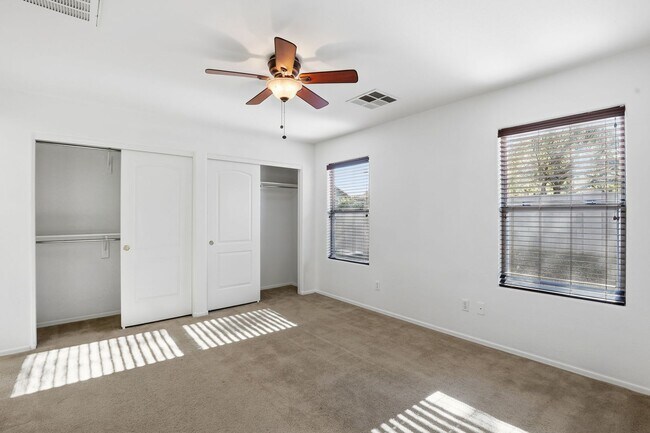 Building Photo - 3 bedroom home in queen creek, ready to go!-1 MONTH FREE WITH A 13 MONTH LEASE!