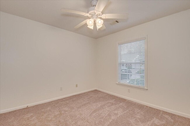 Building Photo - 8041 Reagan Cir