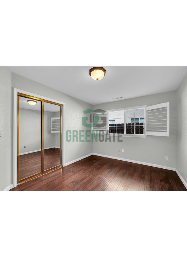 Building Photo - Lovely 3 Bedroom Home in Modesto MUST SEE!