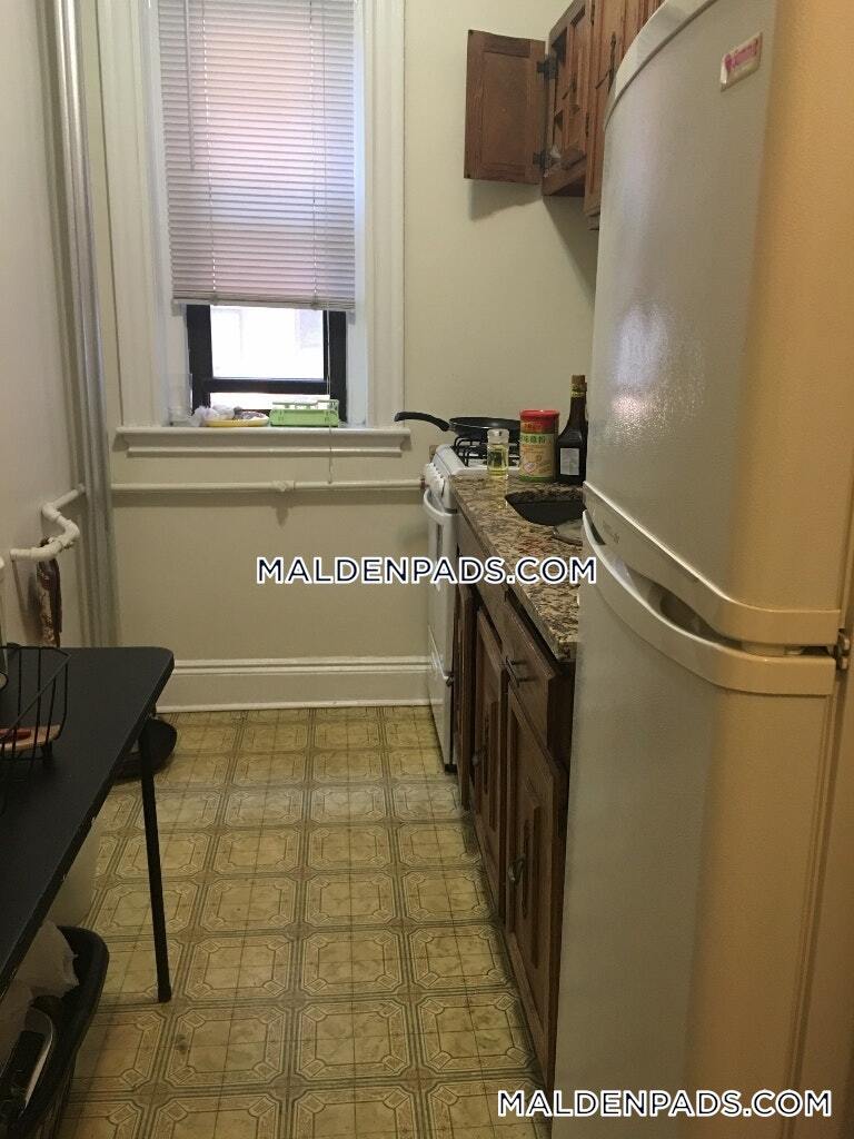 Building Photo - 17-19-19 Washington St S