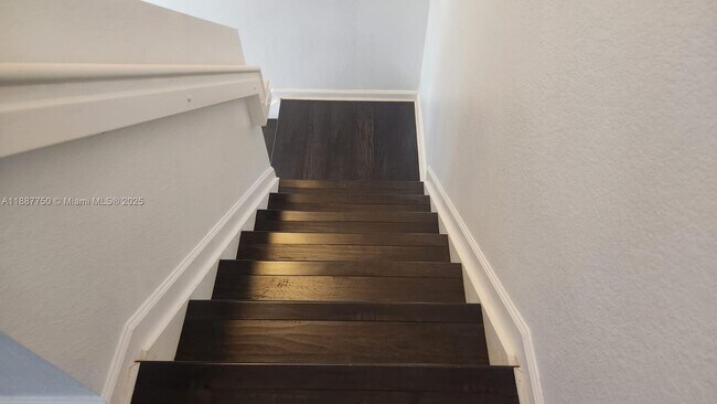 Building Photo - 25309 SW 118 Ct
