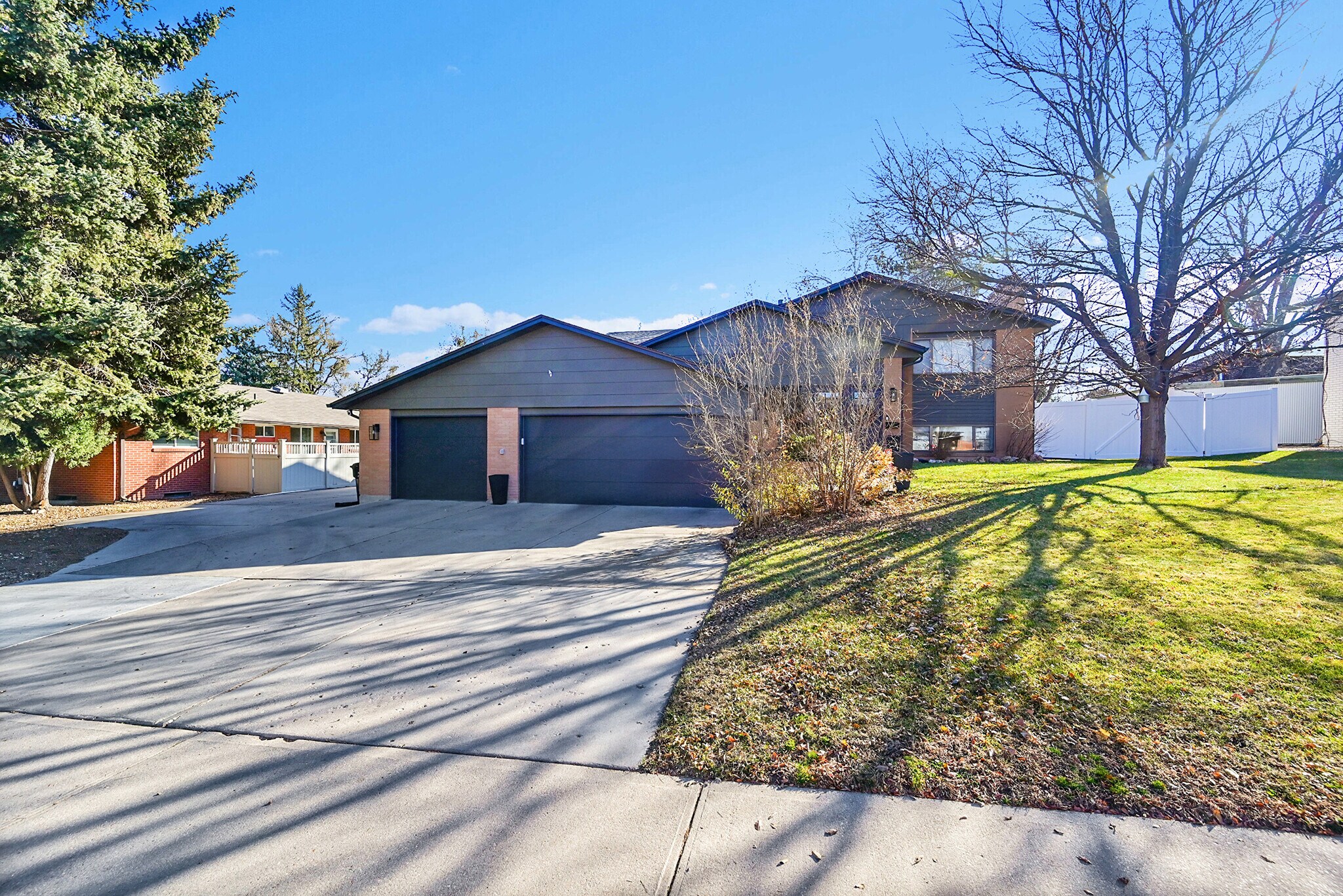 Building Photo - 2126 19th Ave