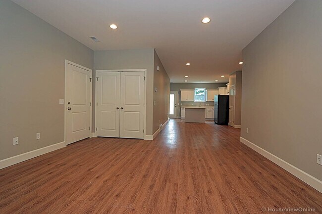 Building Photo - 1735 Dunklin St