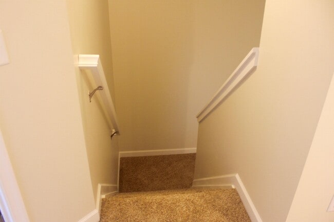 Building Photo - 113 Cedar Point Ln