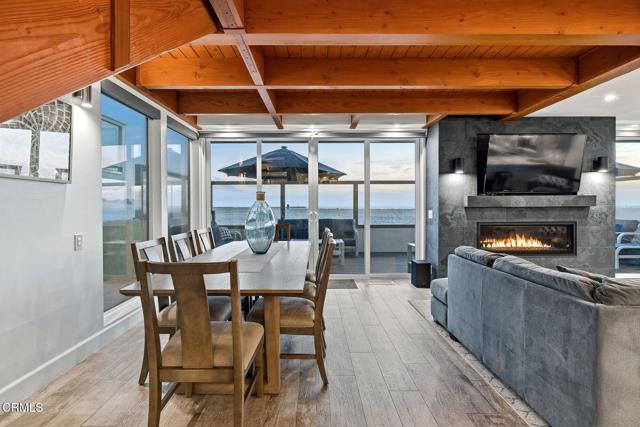Building Photo - 3373 Ocean Dr