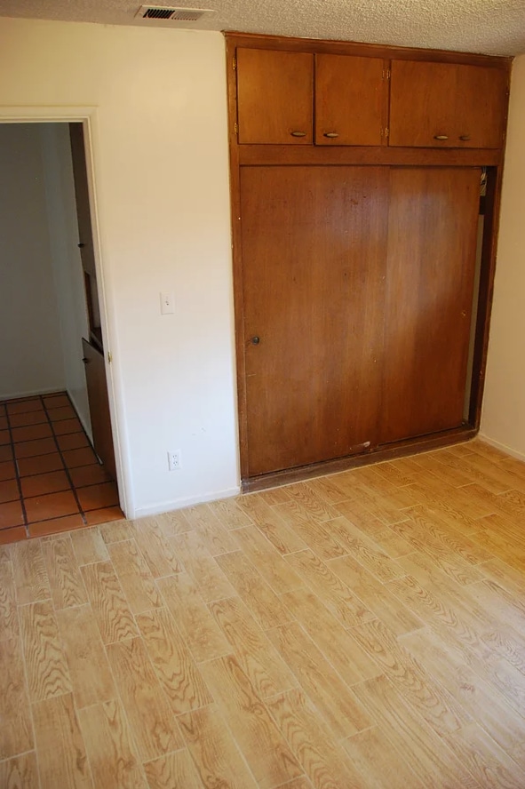 Unit B - Closet Space - 6624 Pasado Rd