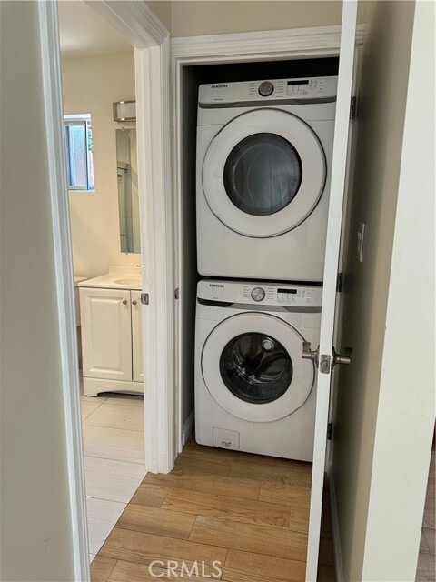 Building Photo - 1636 W 214th St