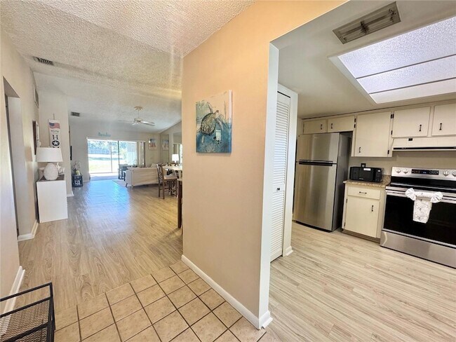 Building Photo - 2246 Firestone Pl