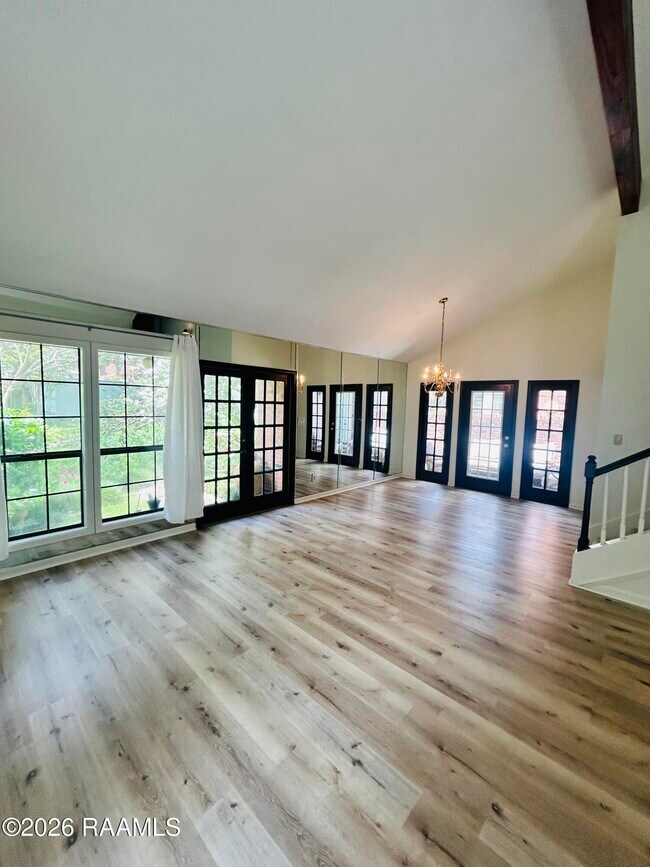 Building Photo - 604 Briargate Cir