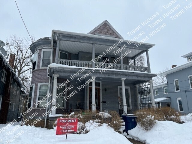 Primary Photo - 150 Pine St
