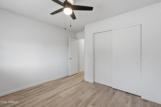 Building Photo - 8811 N 5th St