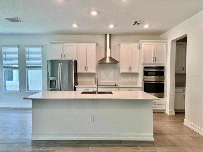 Building Photo - 17797 Grassybend Lp