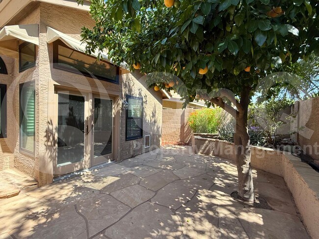 Building Photo - 15845 N 51st St