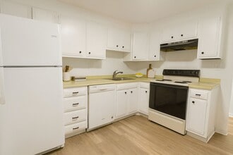 Building Photo - 12121 W Nevada Dr