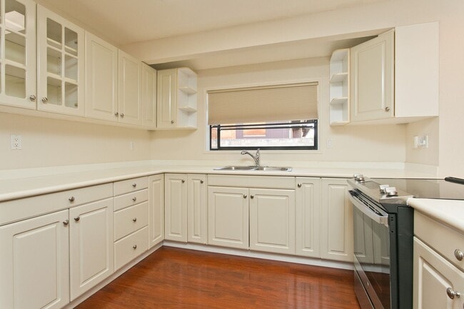 Building Photo - Mililani Town - 3 Bedroom, 2 Bath, Garage ...