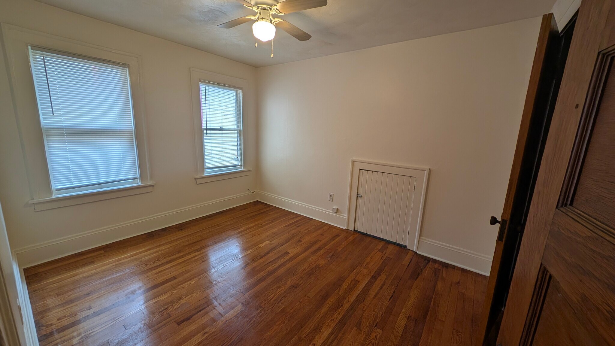 Building Photo - 1973 W 44th St