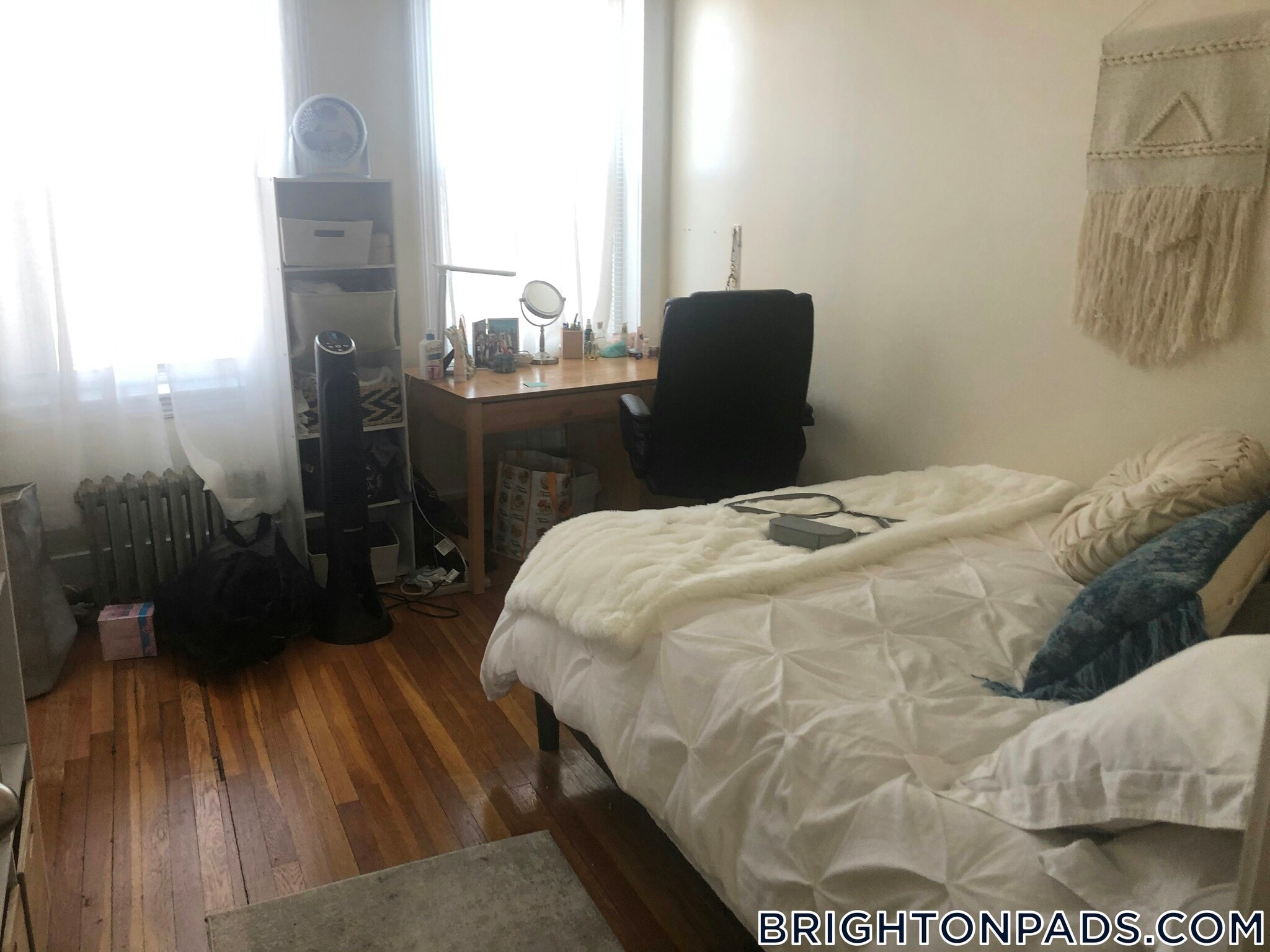 Building Photo - 1872 Commonwealth Ave