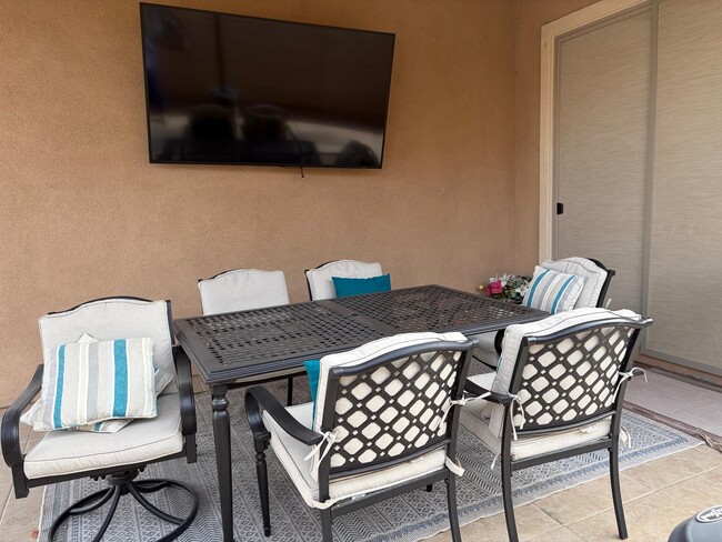 Building Photo - 81614 Avenida Celaya