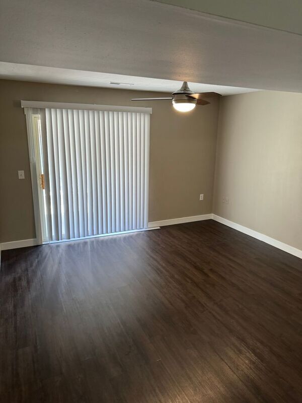 Building Photo - 2121 Southfork Dr