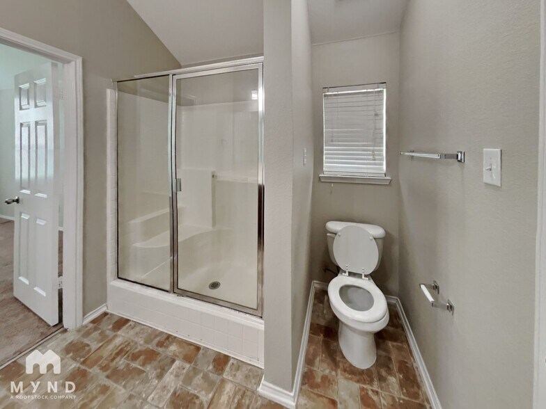 Building Photo - 1019 Cottontail Dr