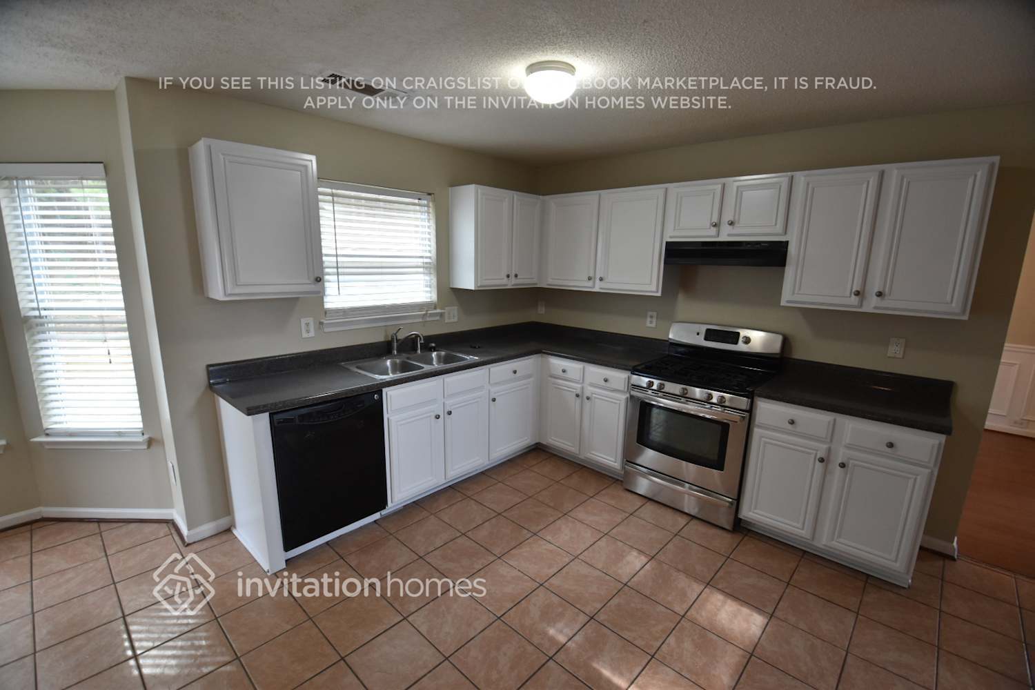 Building Photo - 4103 Sitka Dr