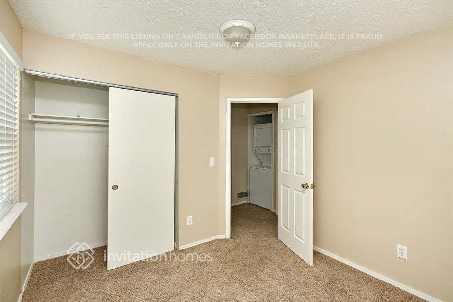 Building Photo - 4514 S Pagosa Cir