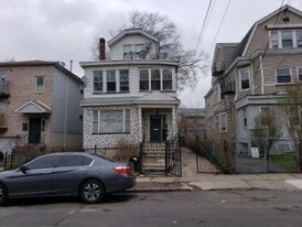 Building Photo - 69 Mapes Ave