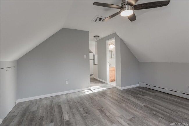 Building Photo - 36 Vine Ln
