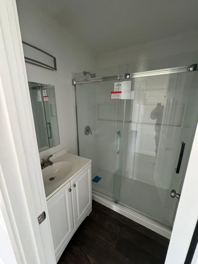 Building Photo - 4145 Conroy St