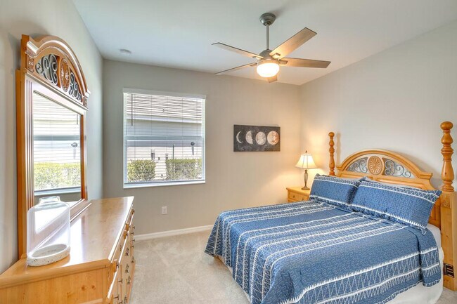 Building Photo - 15968 Leaning Pine Ln