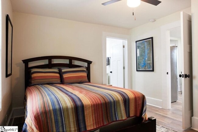 Building Photo - 4 Lindberg Ave