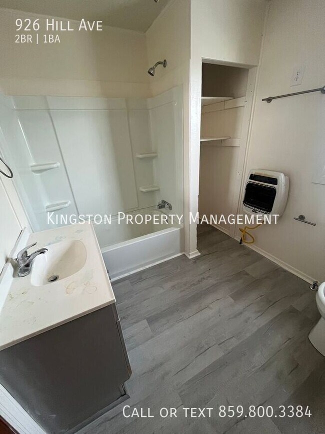 Building Photo - 926 Hill Ave