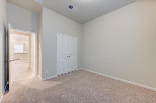 Building Photo - 3939 Sugardale St