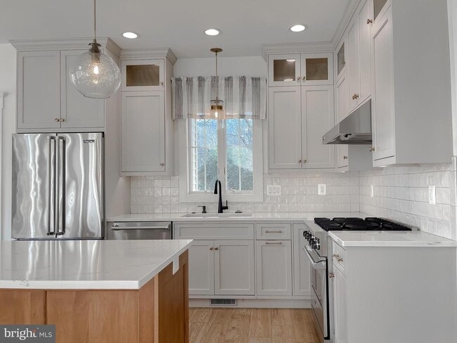 Building Photo - 45093 Smiths Nursery Rd