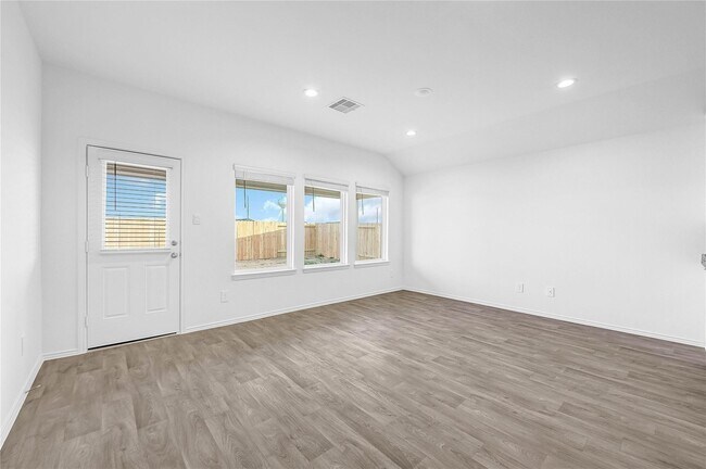 Building Photo - 2011 Woodlark Way