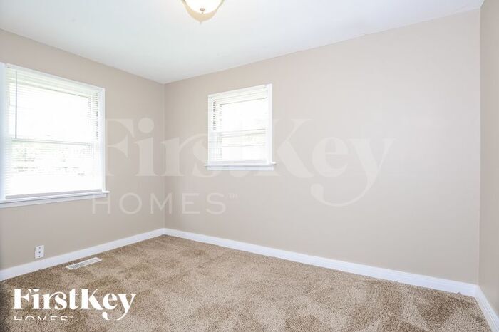 Building Photo - 2293 Maxville Ln