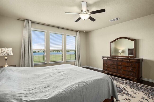 Building Photo - 17621 Silent Harbor Loop