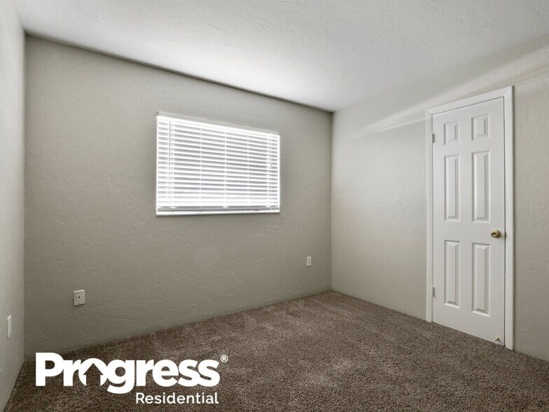 Building Photo - 4134 Shady Oaks Ct