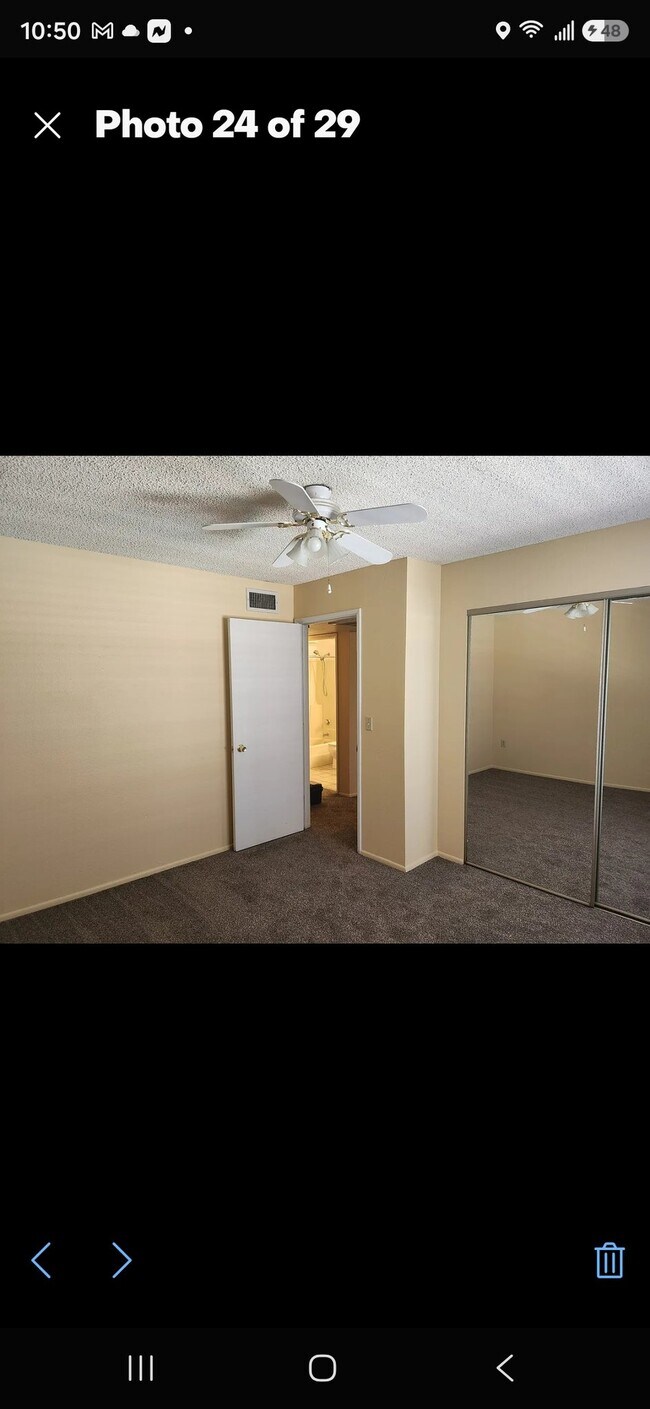 Building Photo - 461 W Holmes Ave