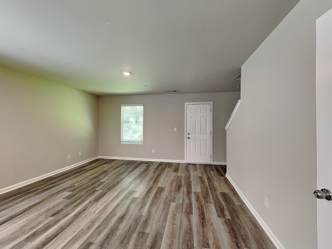 Building Photo - 1087 Benfield Ridge