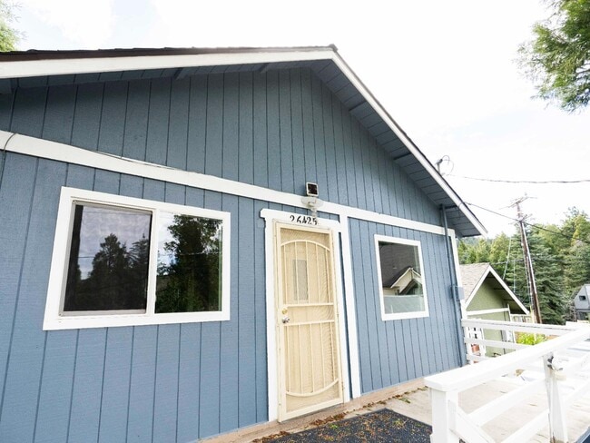 Building Photo - 26425 Lake Forest Dr