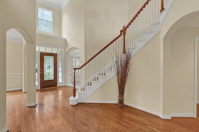 Building Photo - 2416 Spoonbill Dr