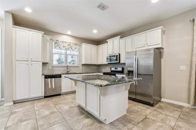 Building Photo - 1108 Lincoln Ridge Loop